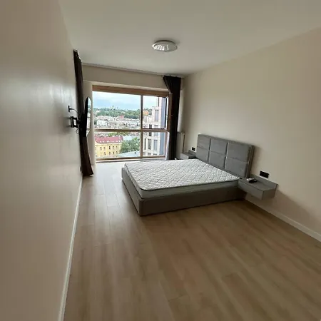 Forum Apartment *